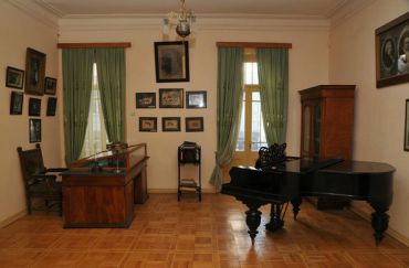 Дом-музей Э. Палиашвили, Тбилиси