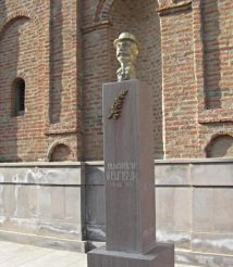 Monument to Alexander Mantashian, Tbilisi