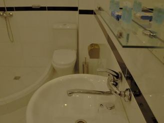 Standard Double Room with Garden View