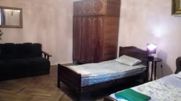 Economy Triple Room
