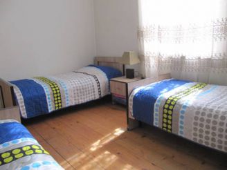 Economy Triple Room