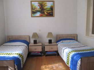 Economy Triple Room