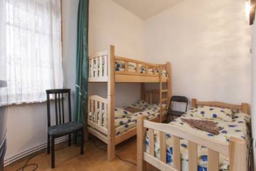 Economy Triple Room