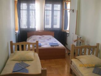 Family Room (5 Adults)