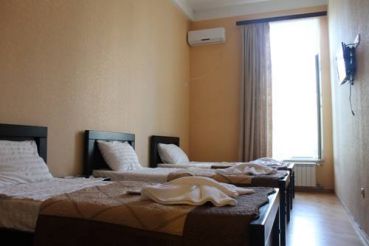 Basic Triple Room