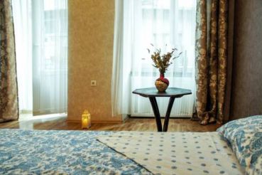2-Bedroom Lovely Apartment in Central Tbilisi