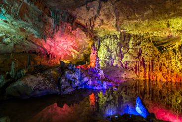 Пещера Прометея (Кумистави)