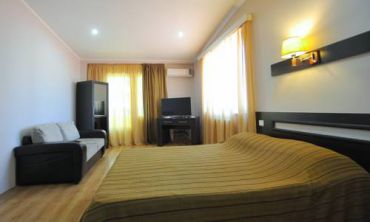Twin Room with Balcony