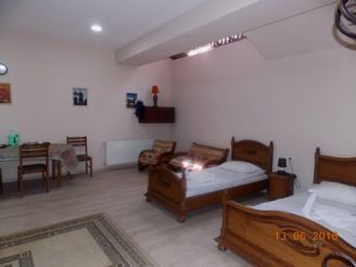 Bed in 6-Bed Mixed Dormitory Room