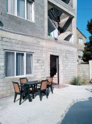 Dona's Guest House