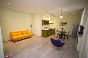 Studio Apartment